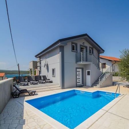 Villa With Amazing View And A Private Pool, Susnjar 1 Kruševo Exteriér fotografie